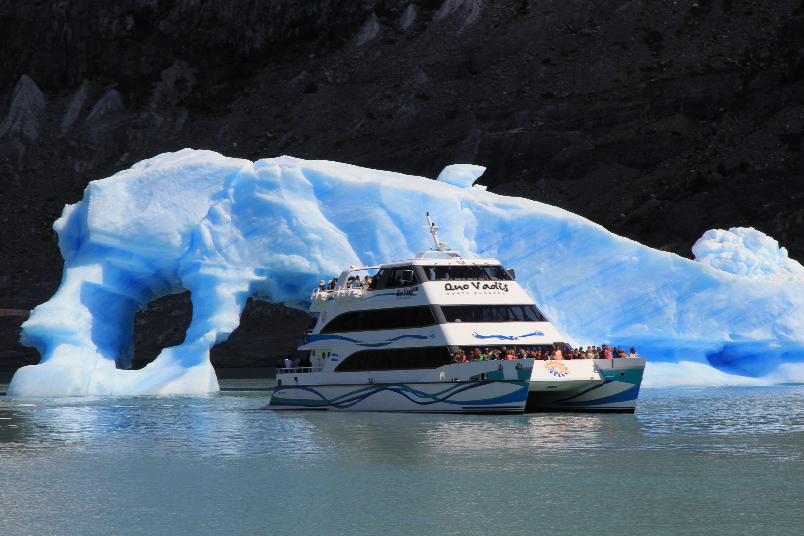 Rios de Hielo by Patagonia