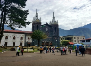 How to Travel from Quito to Baños: The Ultimate Gateway to the Amazon